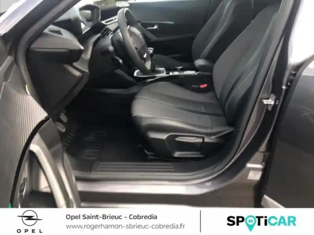 Peugeot 2008 1.2 puretech 100ch s&amp;s allure — photo 9