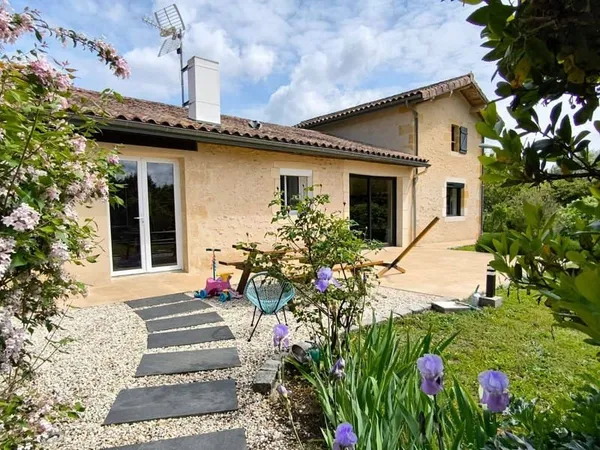 Maison 6 pièces 165 m²