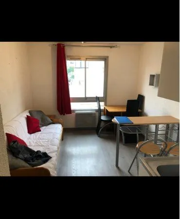 Lot 4 studios + 2 garages