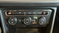 Volkswagen Tiguan 2.0 TDI 150ch R-Line DSG7 — photo 26