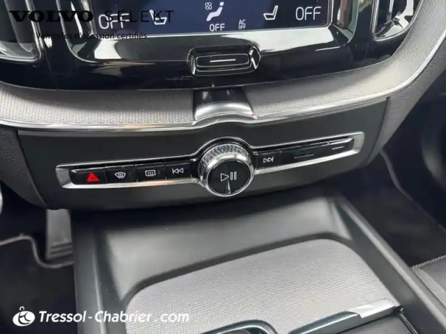 Volvo Xc60 t6 recharge awd 253 ch + 87 ch geartronic 8 r-design — photo 13