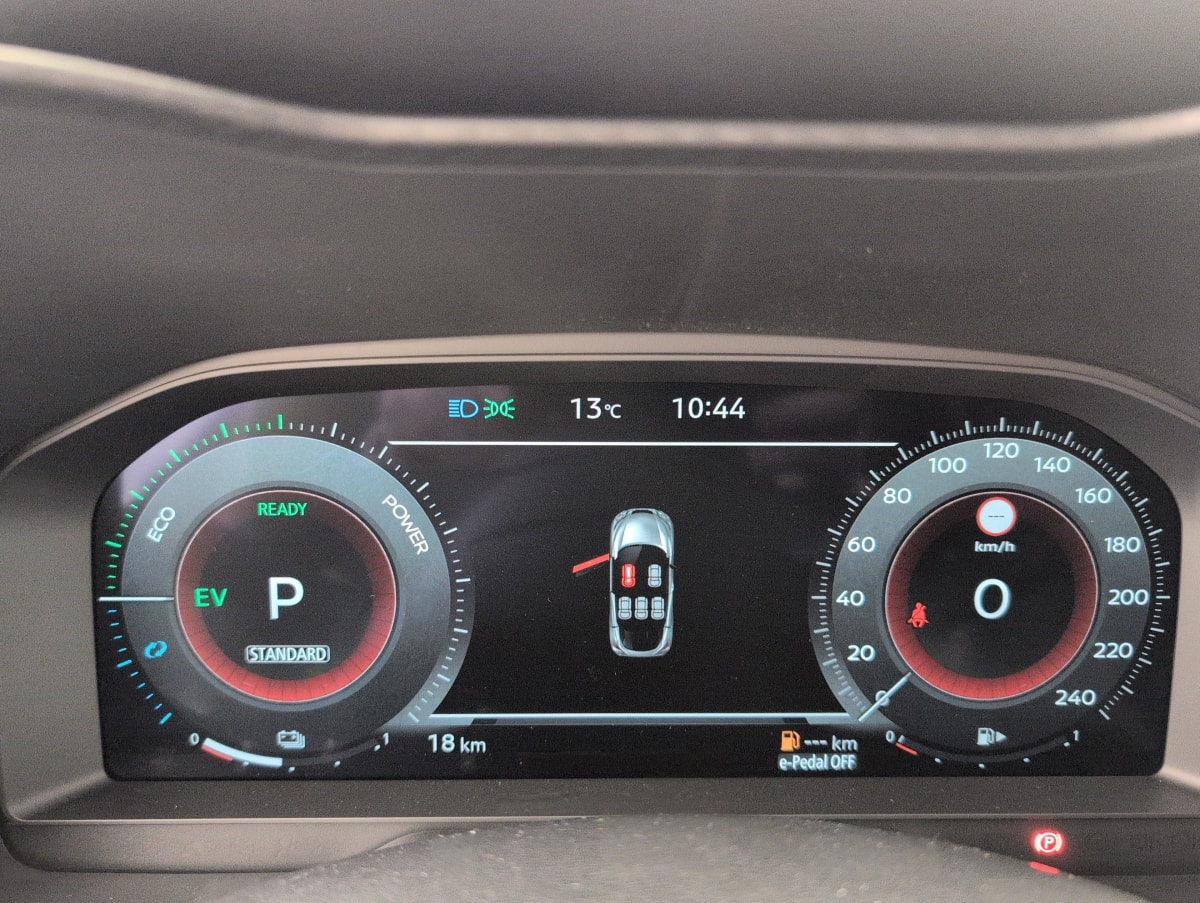 Nissan Juke — photo 25
