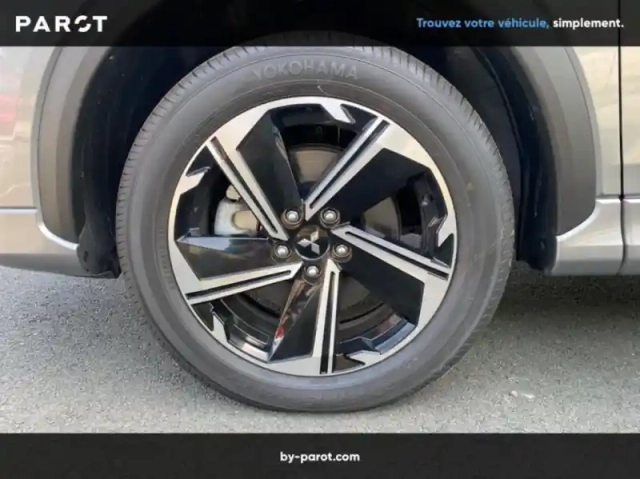 Mitsubishi Eclipse 2.4 mivec phev 188ch instyle 4wd — photo 14