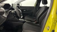 Peugeot 208 1.2 Hybrid 100ch Active e-DCS6 — photo 12