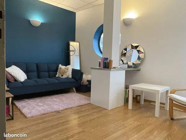 Sous-location bureau thérapeute 12 m² - Vienne Centre/Gare - Cabinet pluridisciplinaire