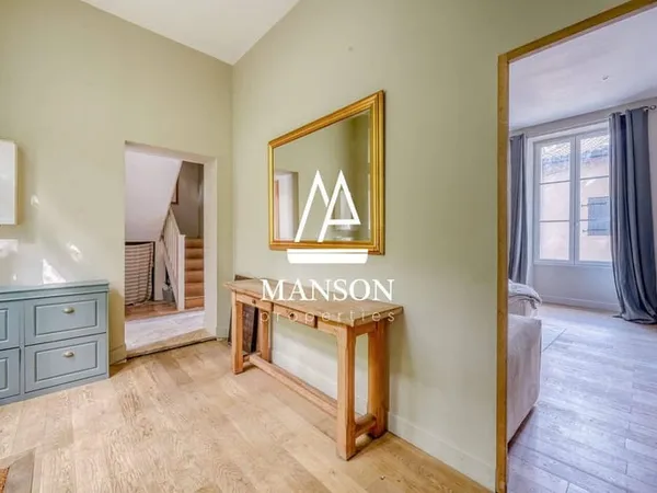 Appartement 9 pièces 222 m²
