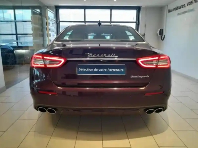 Maserati Quattroporte 3.0 v6 430ch start/stop s q4 granlusso 276g — photo 10