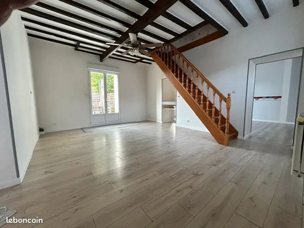 Maison 112 m² - terrain 481 m² - garage 30 m² - ASSEVENT