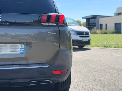 Peugeot 5008 1.2 Pure Tech 130 - GT Line – 2019 – 83881 km – Essence – Boîte Manuelle — photo 15
