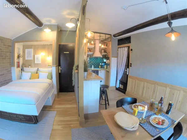 Très jolie petite maison meublée