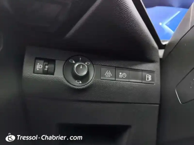 Ds Ds 7 ds7 crossback hybride e-tense 300 eat8 4x4 — photo 24