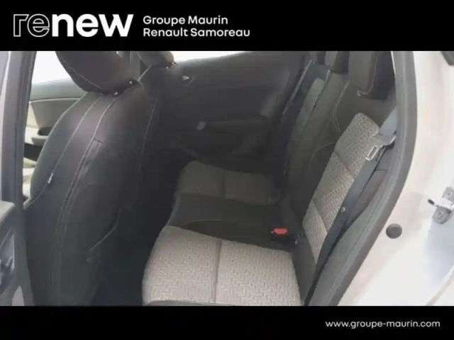 Renault Clio 1.0 tce 90ch evolution — photo 12