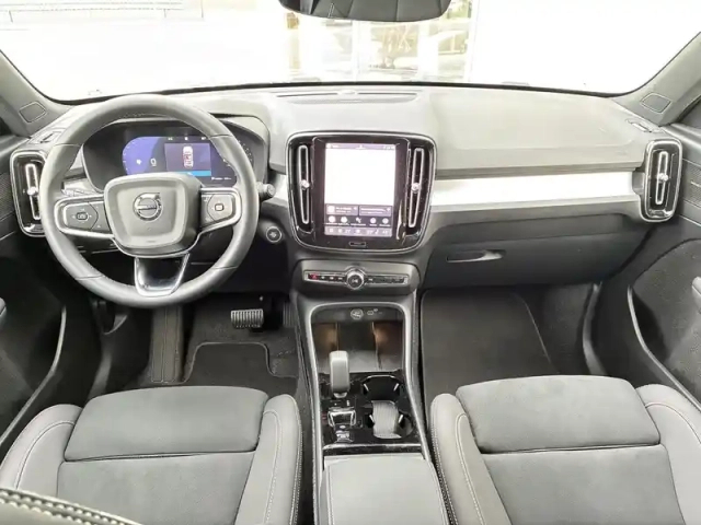 Volvo Xc40 b3 163 ch dct7 — photo 4