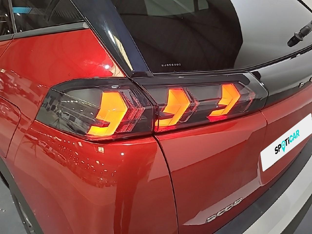 Peugeot 2008 puretech 100 s&s bvm6 style — photo 27