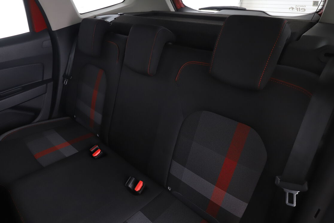 Dacia Duster 1.5 dCi Blue Techroad 4x2 — photo 13