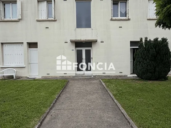 Studio en rez de chaussee