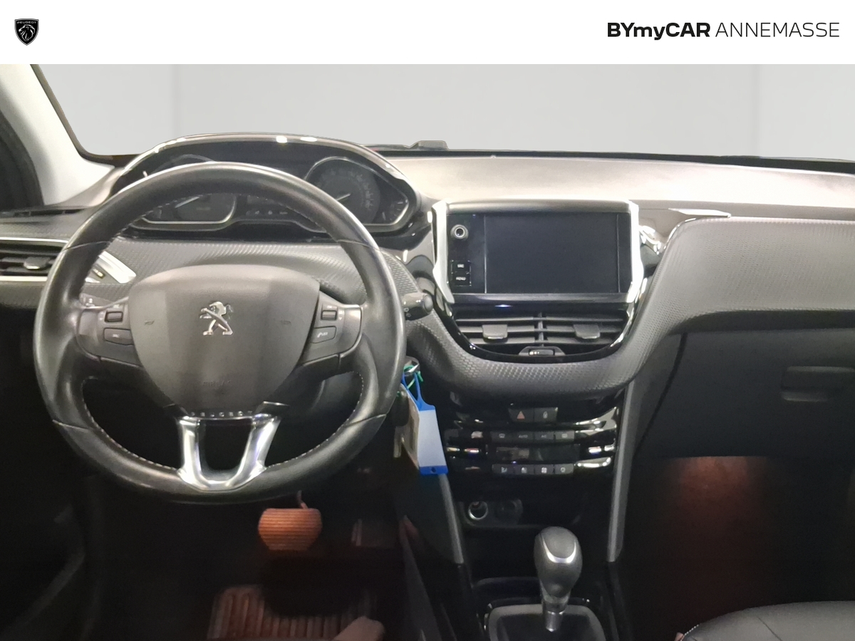 Peugeot 2008 PureTech 110ch S&amp;S EAT6 — photo 9