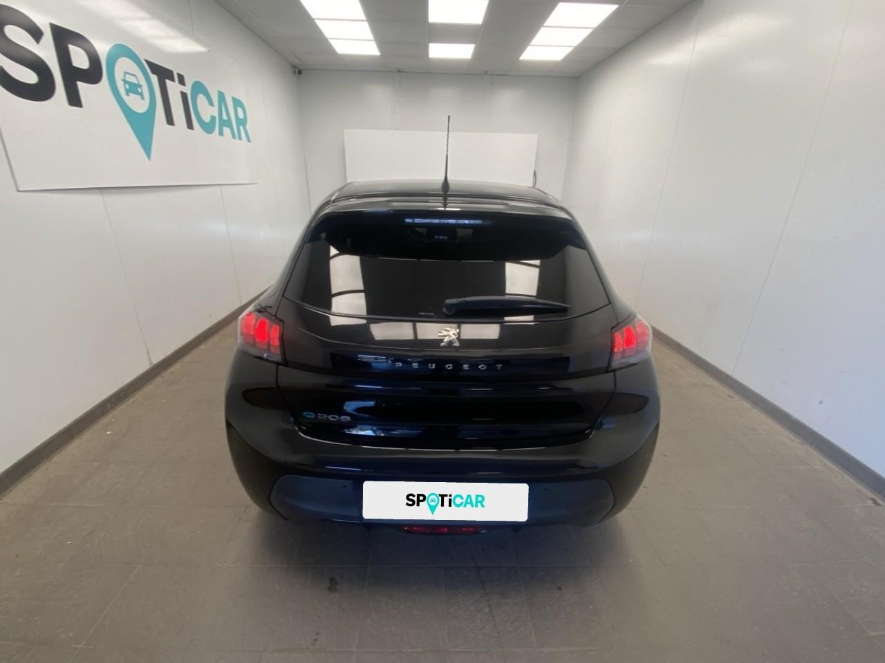 Peugeot 208 electrique 50 kwh 136ch style — photo 5