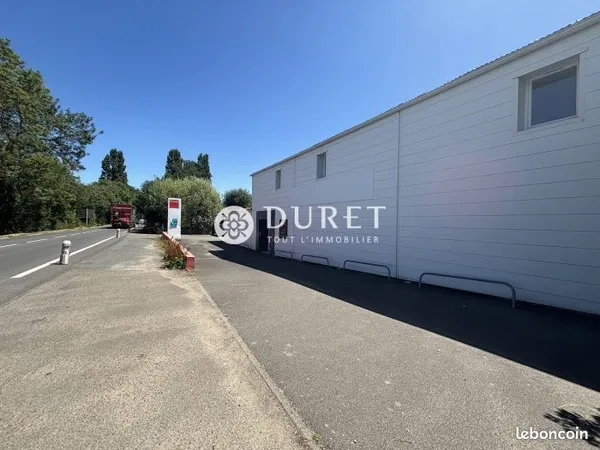 Local commercial 400 m² Challans