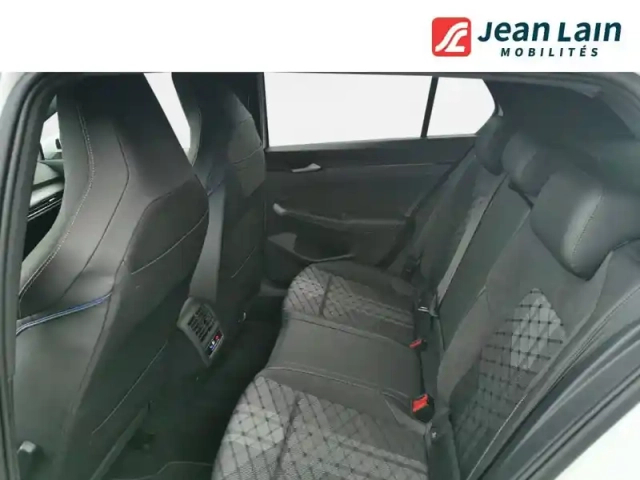 Volkswagen Golf 1.5 etsi evo2 150 dsg7 — photo 17