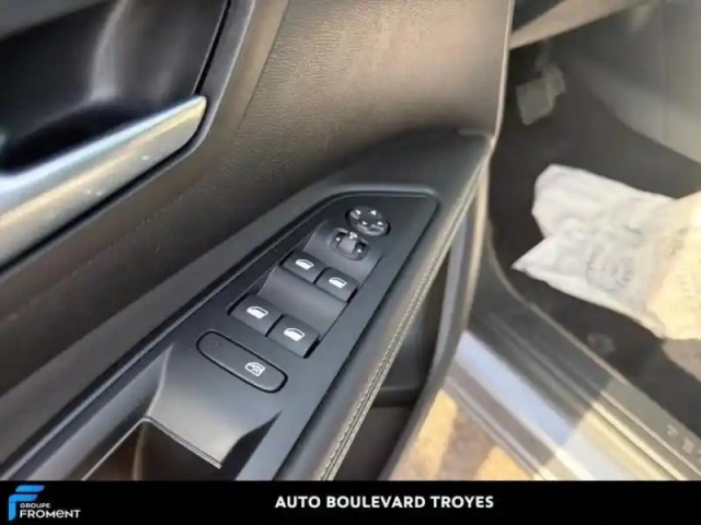 Peugeot 5008 1.5 bluehdi 130ch s&amp;s allure pack eat8 — photo 15
