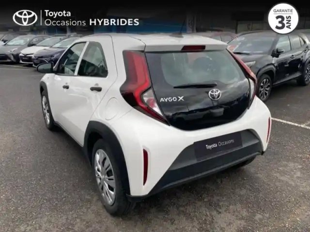 Toyota Aygo x 1.0 vvt-i 72ch active business my23 — photo 2