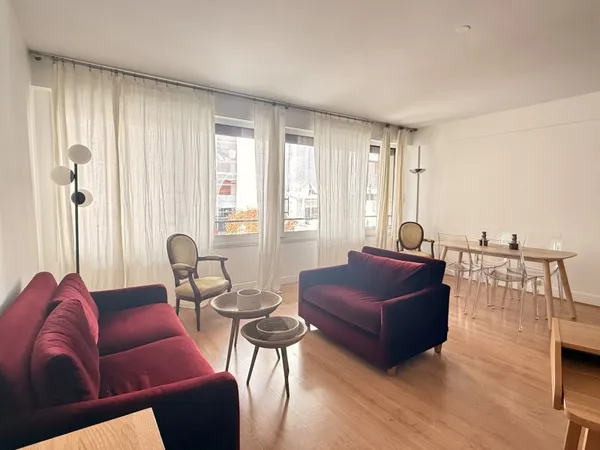 Appartement type 4 meublé (Passy/Mozart)