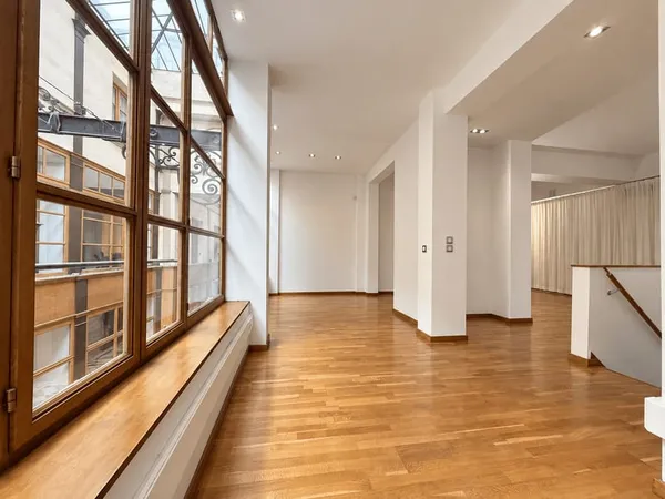 Boutique 90 m²