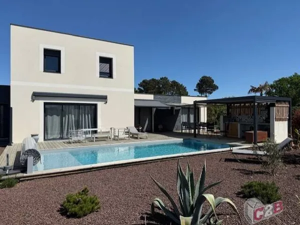 Maison 6 pièces 172 m²