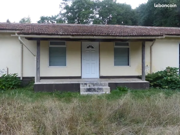 Maison mitoyenne dans hameau forestier