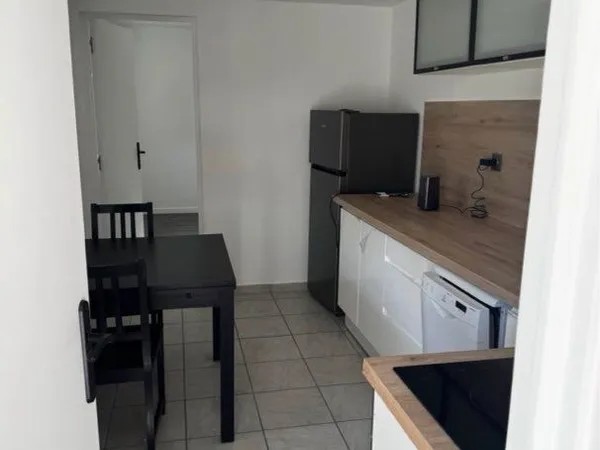 Appartement F2 meublé à louer