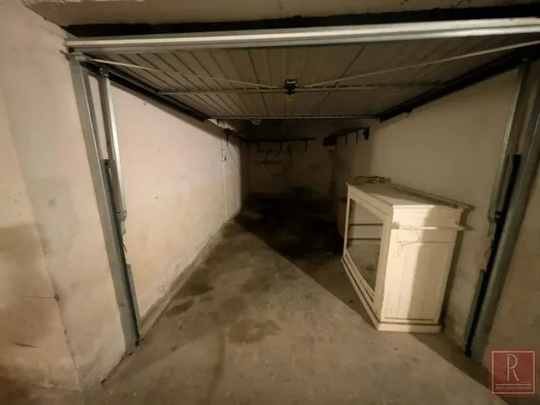 Parking 15 m²