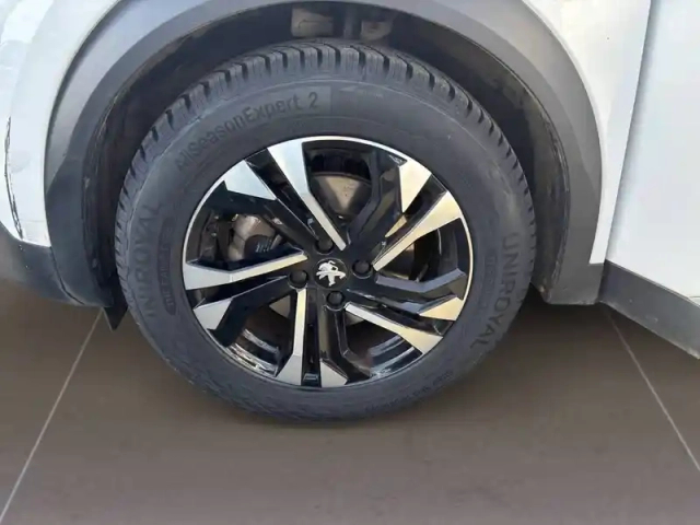 Peugeot 2008 bluehdi 130 s&amp;s eat8 — photo 14