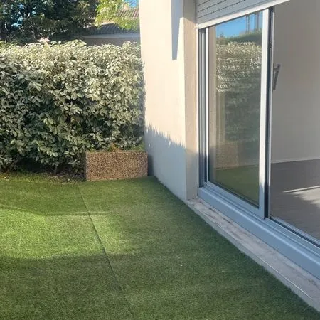 T2 avec Jardin Bordeaux