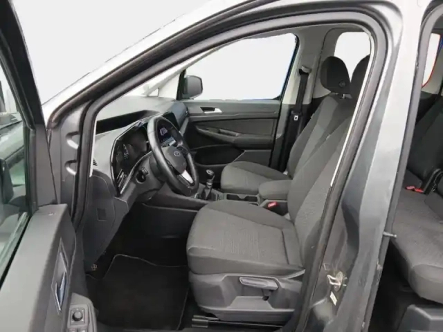 Ford Tourneo Connect 2.0 ecoblue 102ch titanium — photo 14