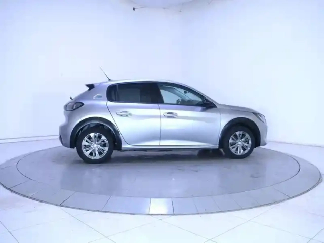 Peugeot 208 electrique 50 kwh 136ch — photo 56