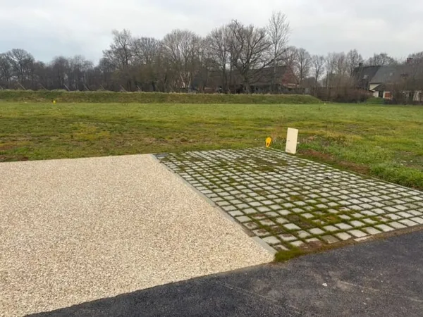 Terrain 414 m²