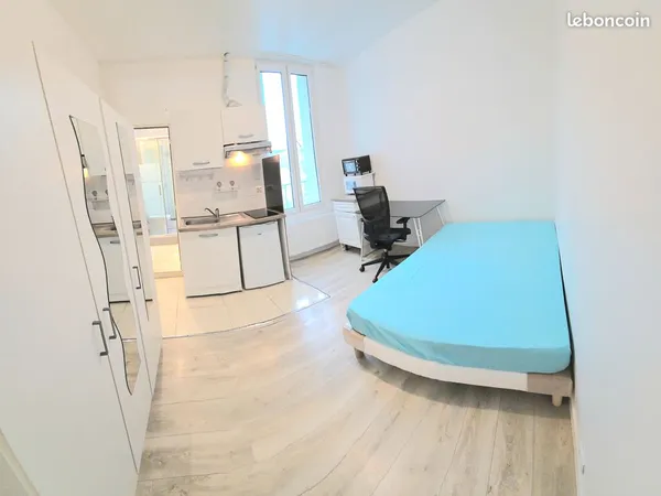 Studio meublé rénové - Proche métro Villejuif