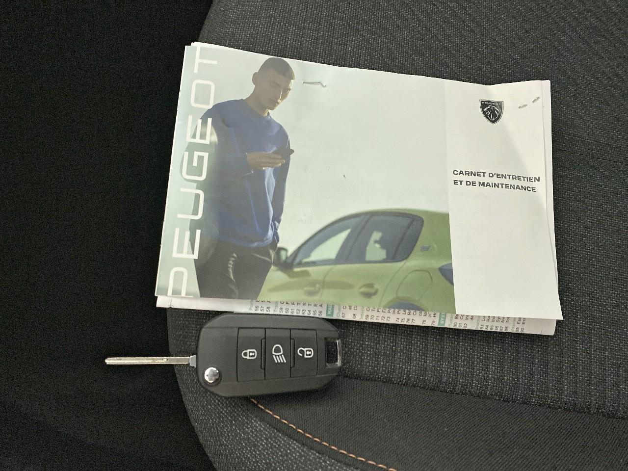 Peugeot 208 100 s&s bvm6 style — photo 18