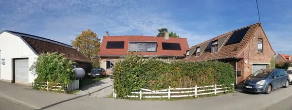 La Gorgue, maison dans un ensemble immobilier avec activité
