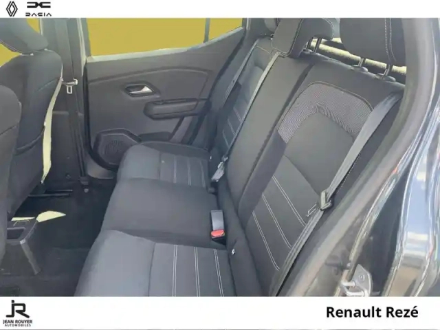Dacia Sandero 1.0 tce 90ch stepway confort -22 — photo 4