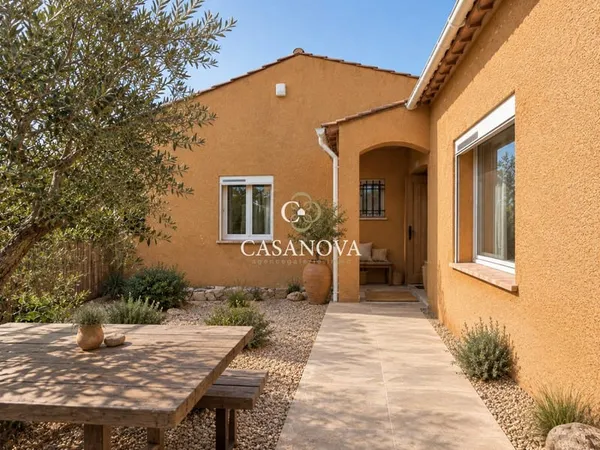 A Canet, Maison familiale de 130 m² sur un terrain arboré de 1 000 m² avec piscine couverte