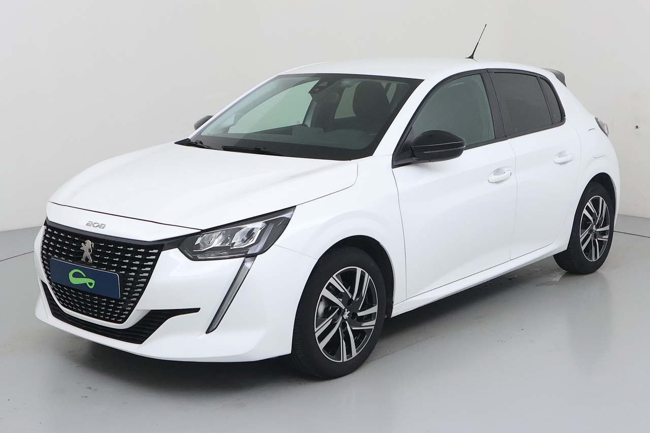 Peugeot 208 — photo 1