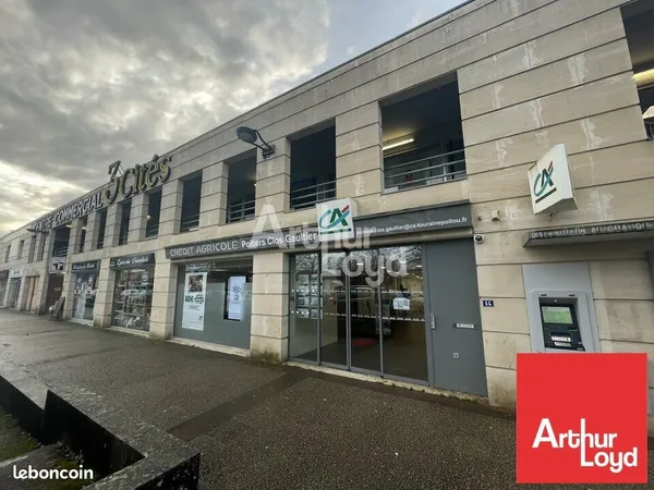 LOCAL COMMERCIAL 95 m² POITIERS