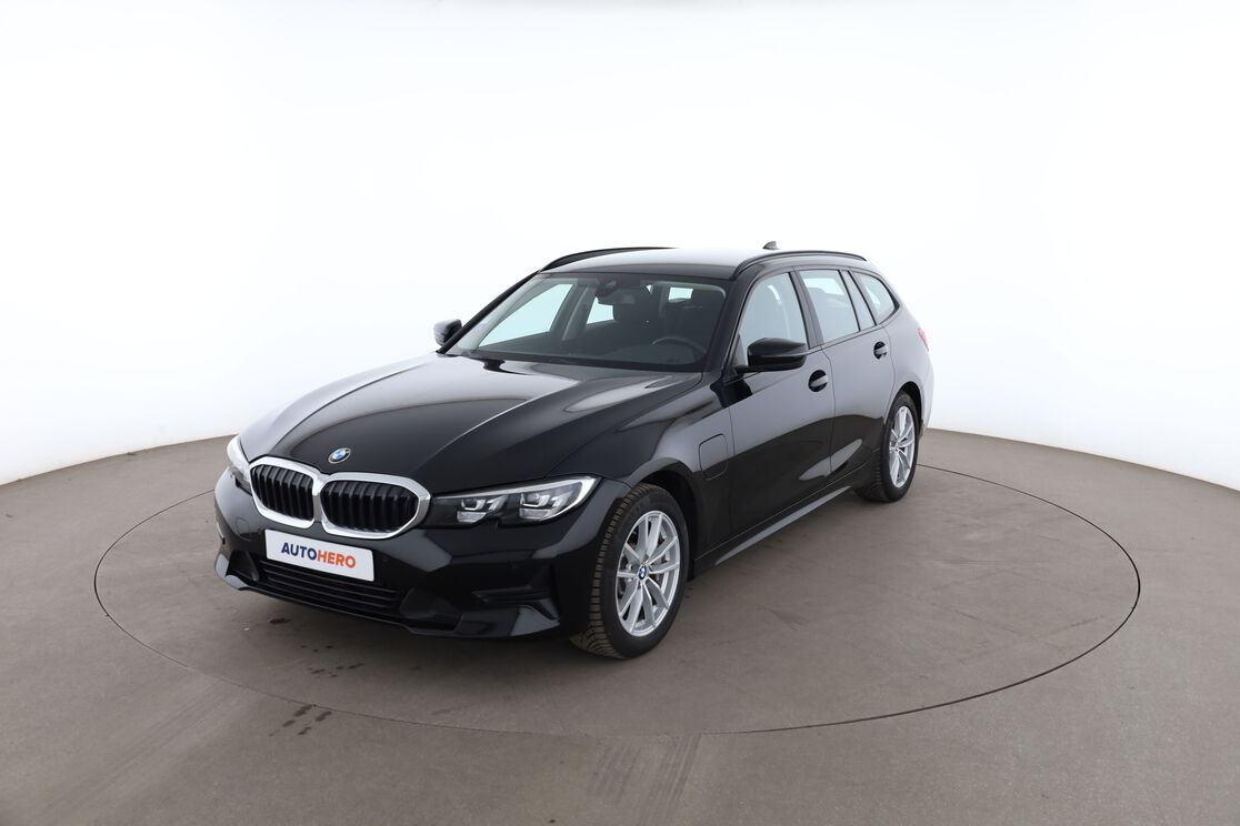 BMW Série 3 Touring 330e Hybride xDrive Lounge BVA8 — photo 1