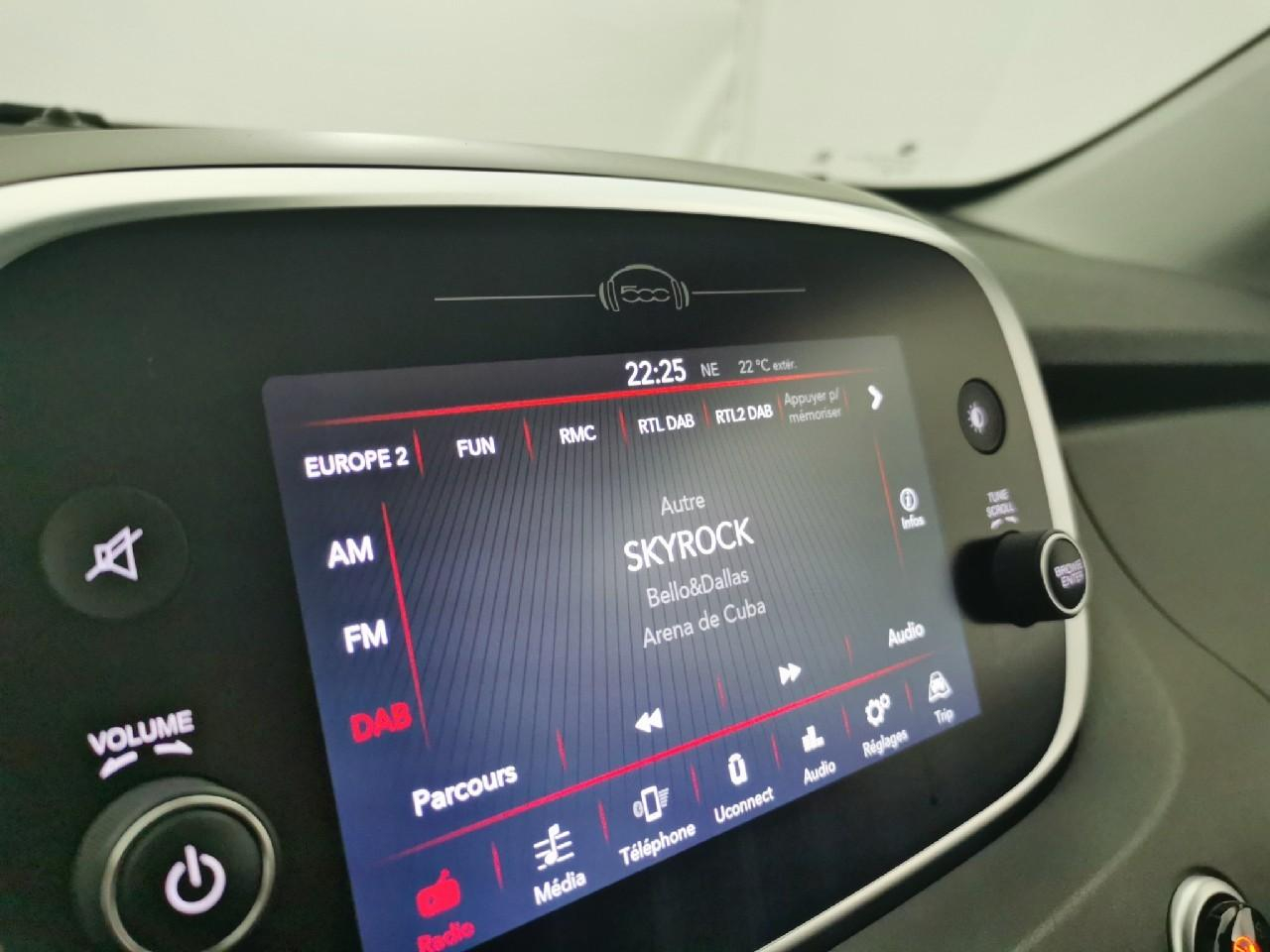 Fiat 500X 1.5 firefly 130 ch s/s dct7 hybrid dolcevita 500x — photo 33