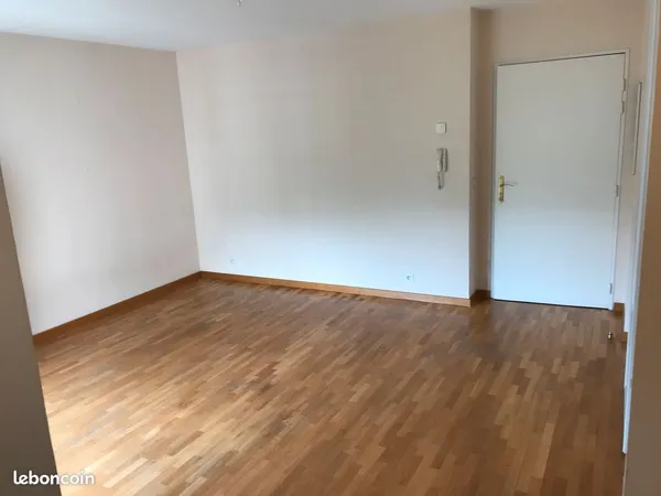 Appartement meublé (Résidence récente)