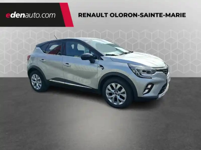 Renault Captur blue dci 115 edc — photo 9