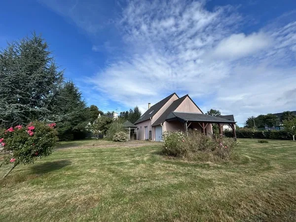 A VENDRE - SOQUET IMMOBILIER - MAISON FAMILIALE - LANGOURLA -