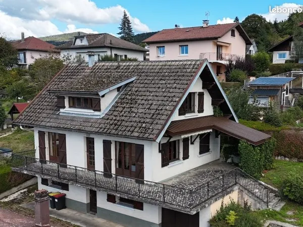 Maison 7 pièces 142 m²